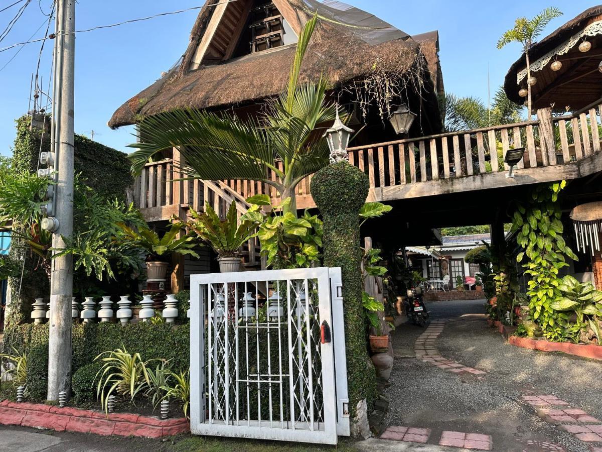 فندق Mount Pinatubo Base Camp At Casa Hermogina Santa Juliana المظهر الخارجي الصورة